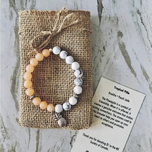 Howlite & Peach Jade Natural Stone Pineapple Beaded Bracelet - Picture 2 of 5